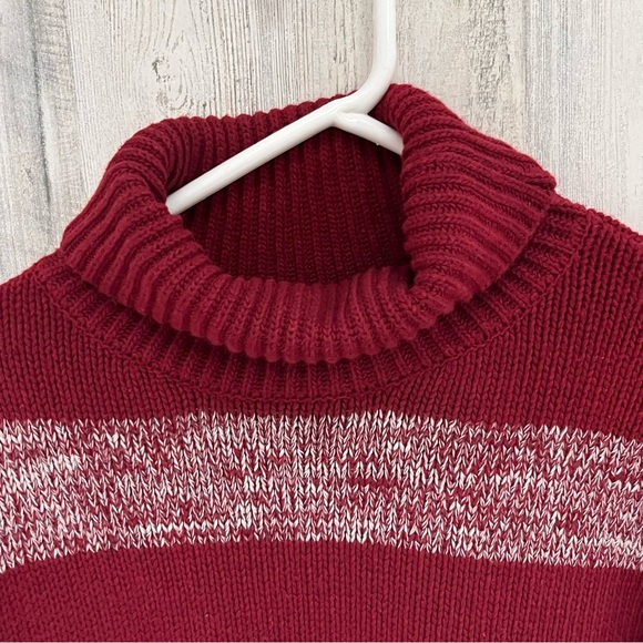 Eddie Bauer Women’s Size Large Turtleneck Sweater In Cranberry - Picture 2 of 6